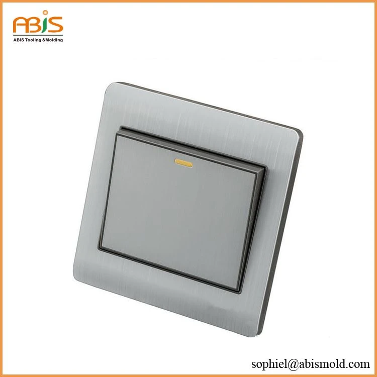 Charger Plug Injection Molding Parts Service Charger Plug Injection Molding Parts Service
